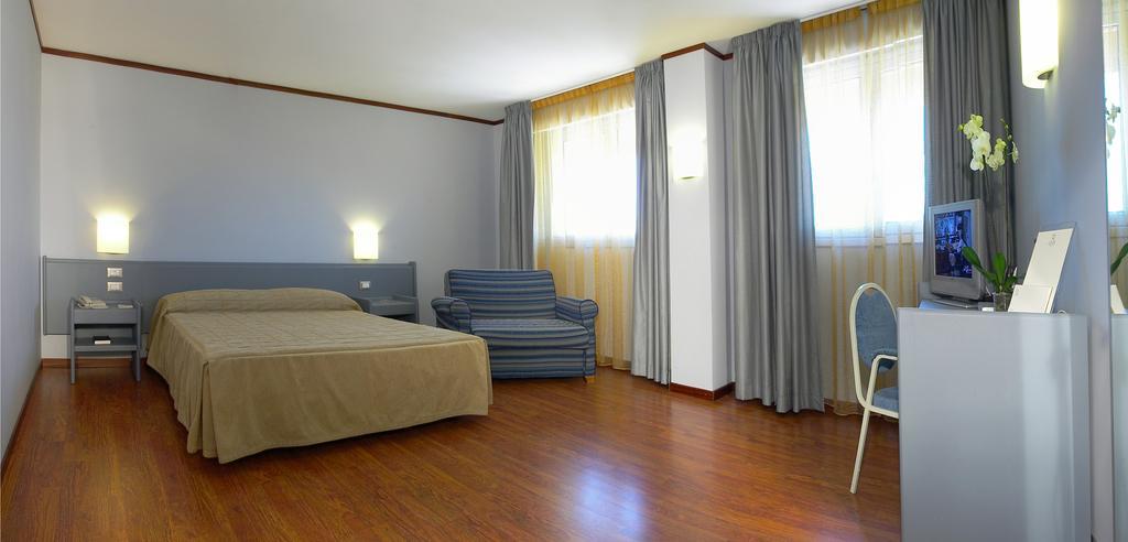 Astoria Palace Hotel Palermo Phòng bức ảnh